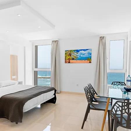 Ocean Vistas 24 Готель